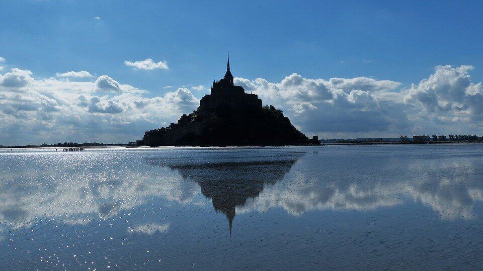 Tides at Mont Saint Michel