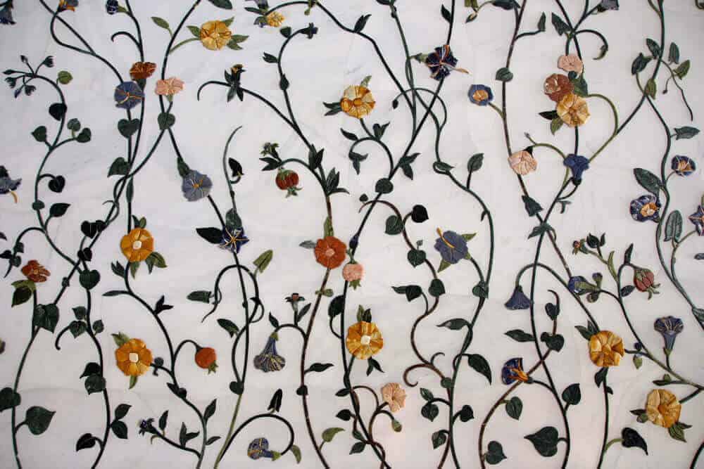Taj Mahal - Floral motifs on marble