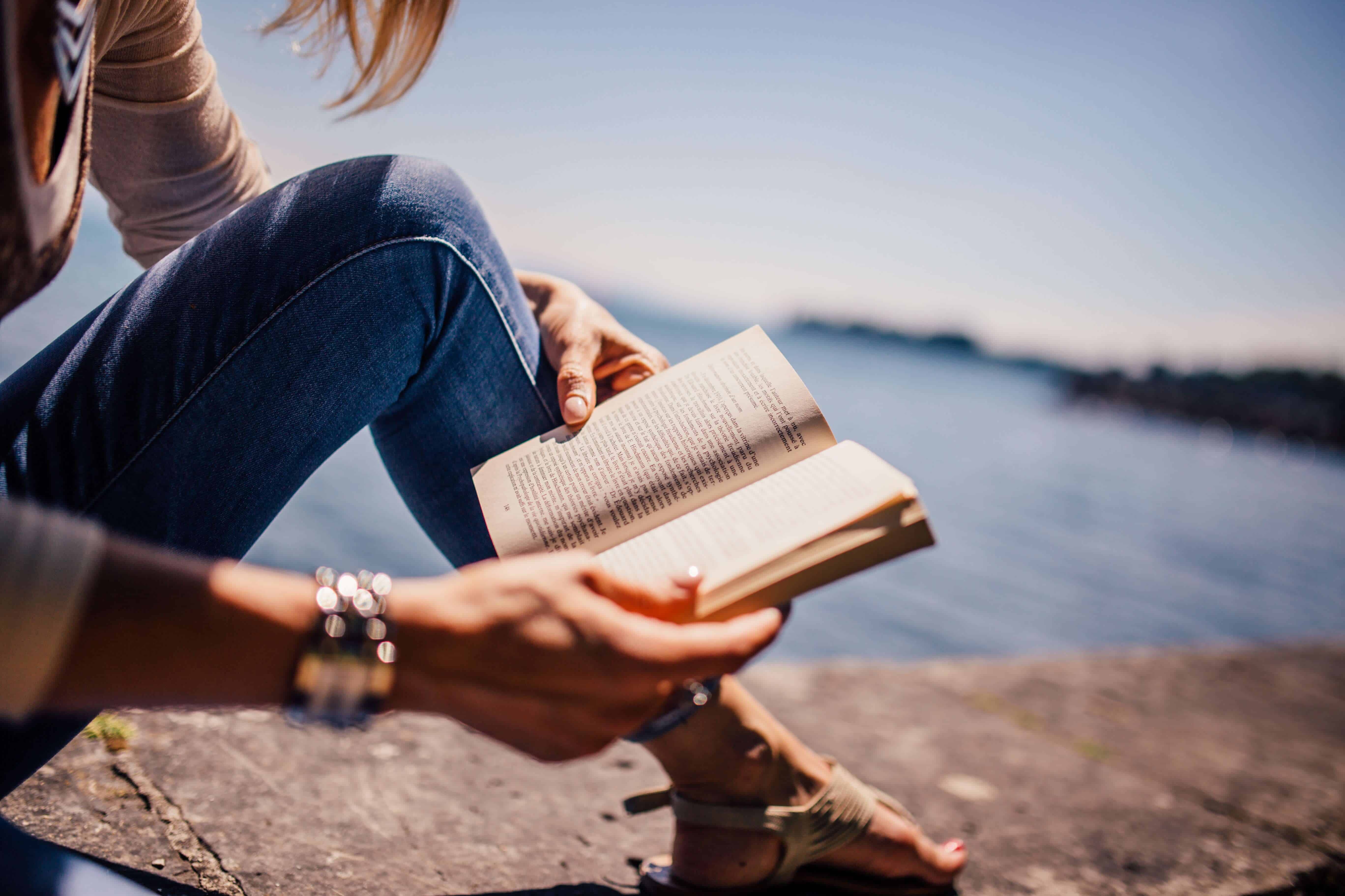 22 travel books to read that will fuel the wanderlust in you