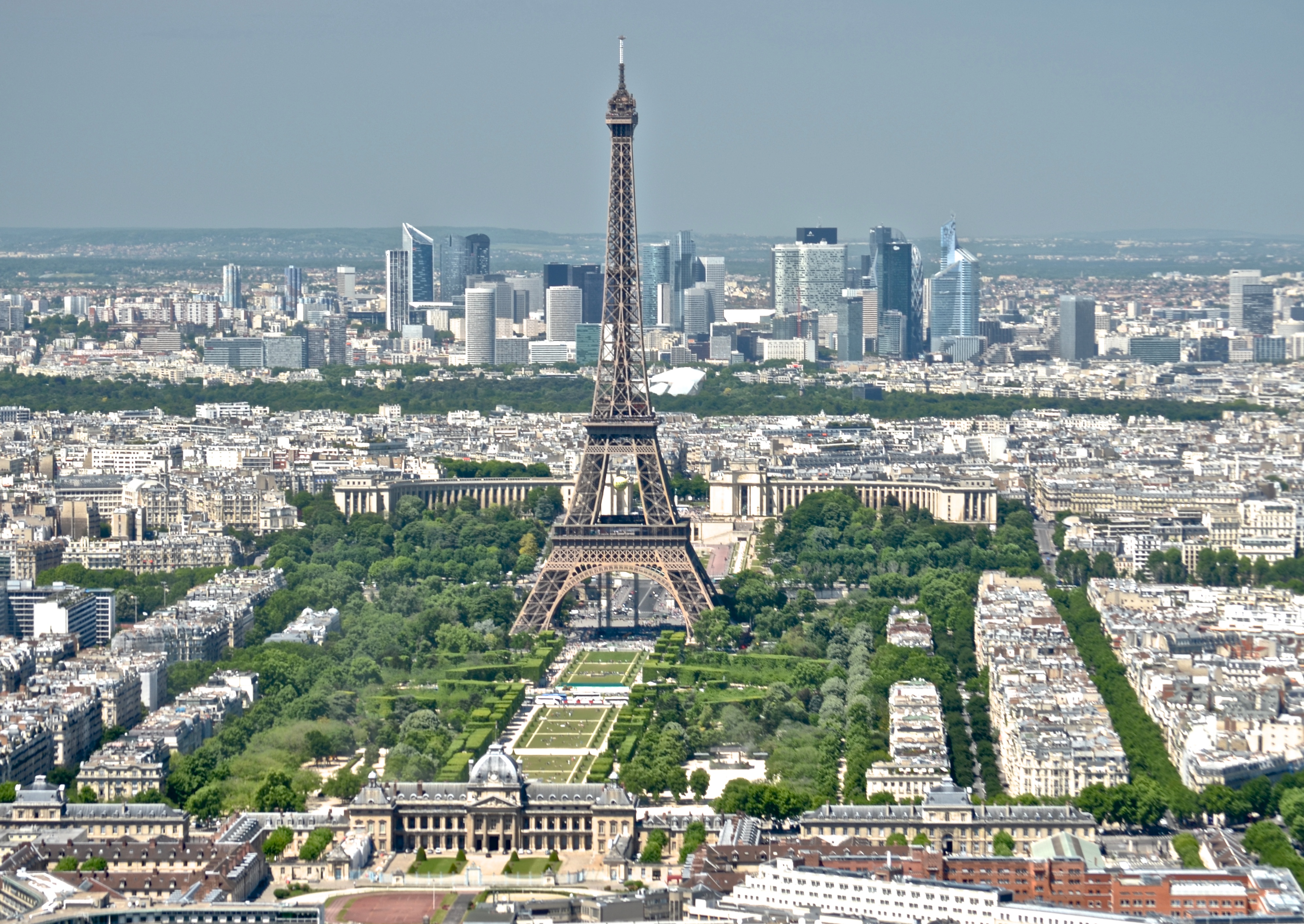 Eiffel_tower_from_the_tour_montparnasse_3,_paris_may_2014