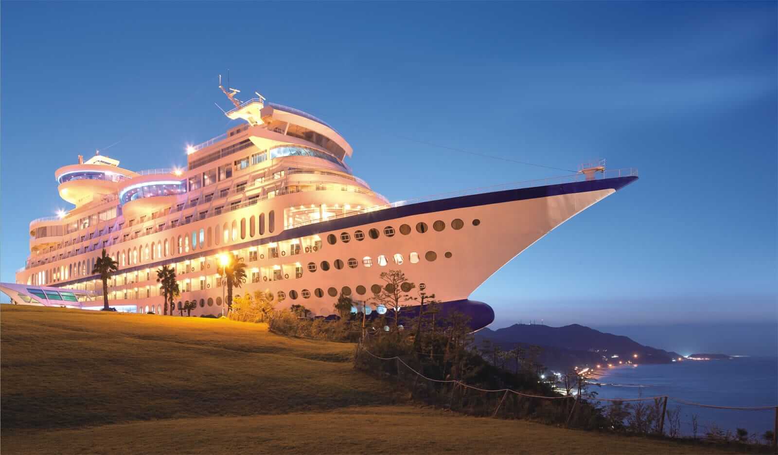 Sun cruise resort, Korea