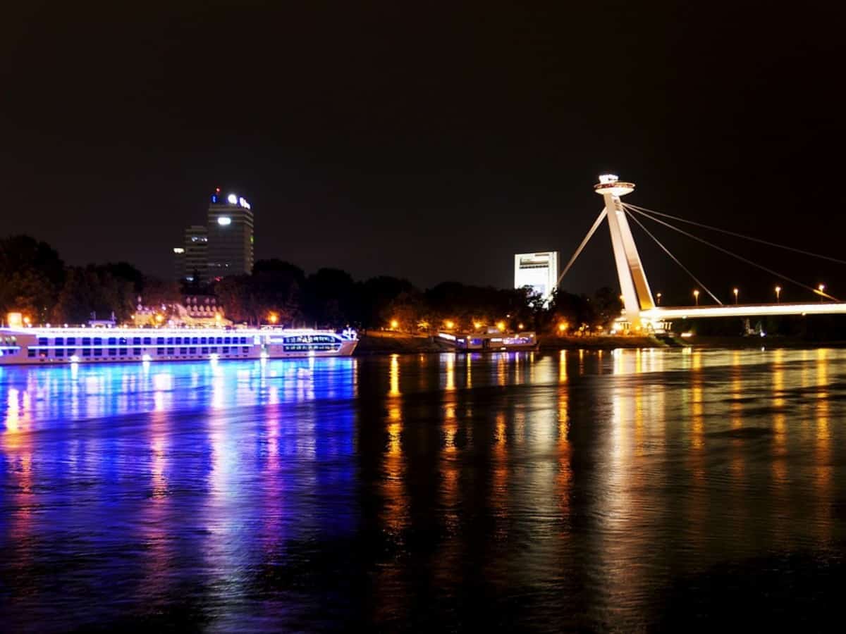 Night-Cruise-Party-Danube-River-Bratislava