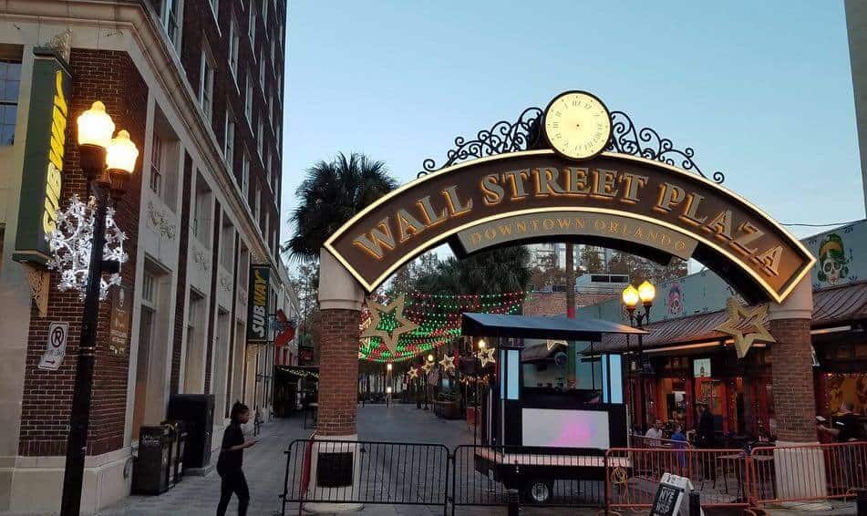 Wall Street Plaza , Orlando
