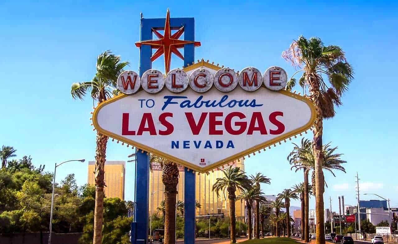 10 tips to save money and travel cheap in Las Vegas