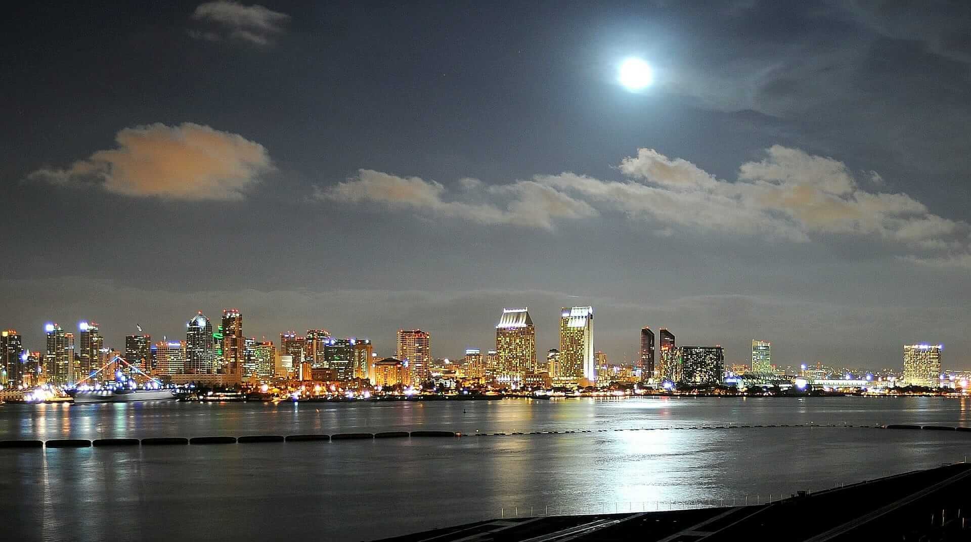 10 tips to save money and travel cheap in San Diego